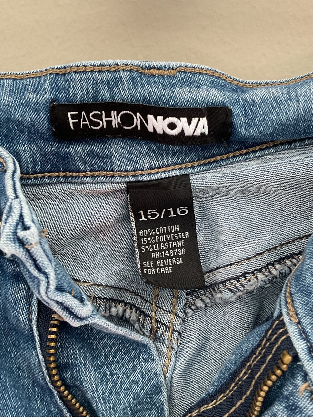 Fashion Nova Light Wash Women's Skinny Jeans